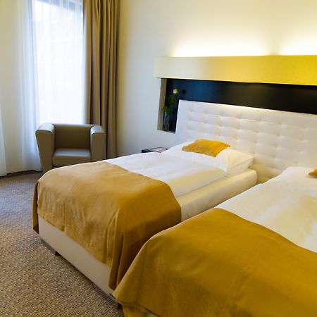 Grandior Hotel Praga Esterno foto A room at the hotel