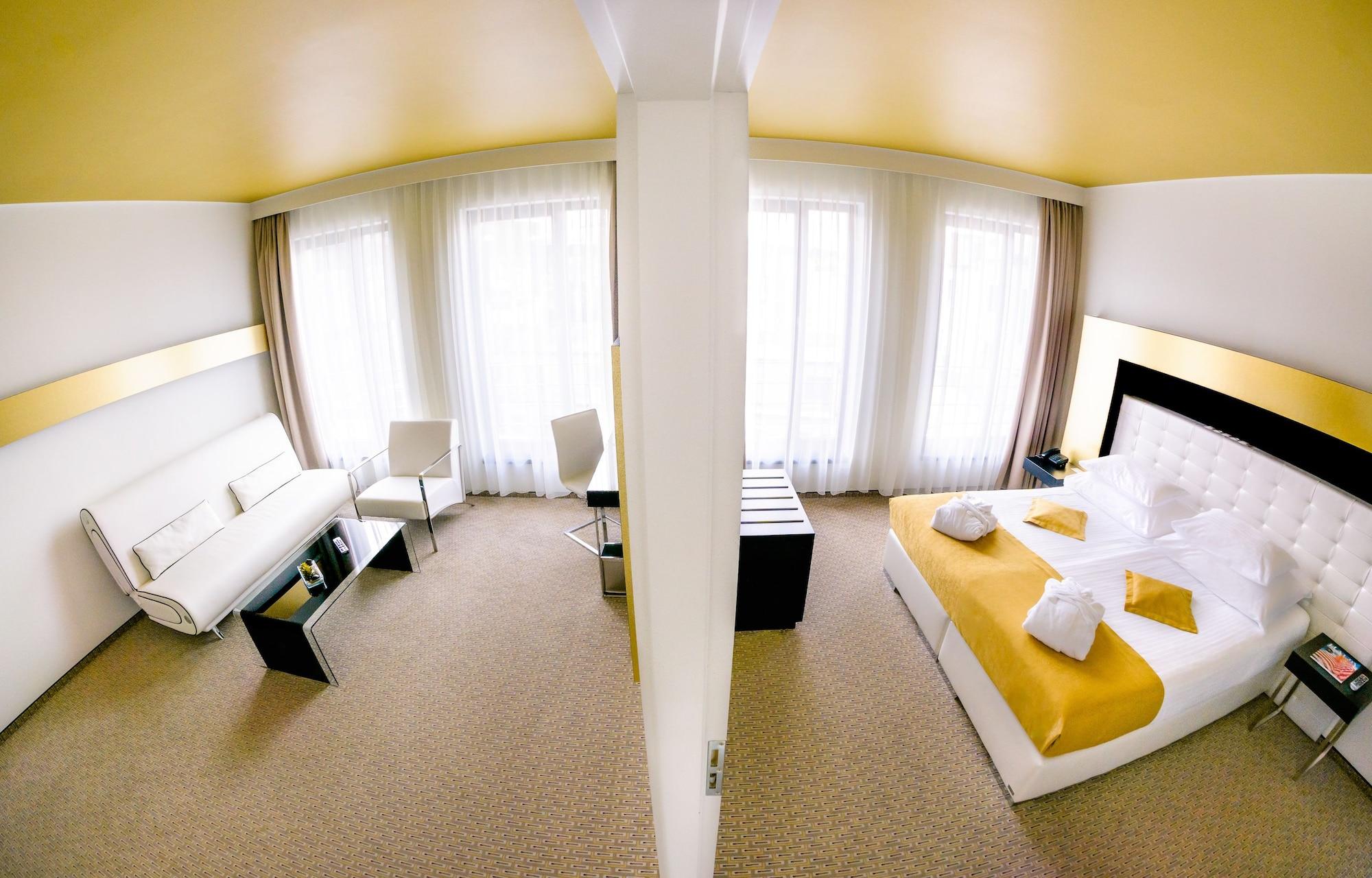 Grandior Hotel Praga Esterno foto A room at the hotel