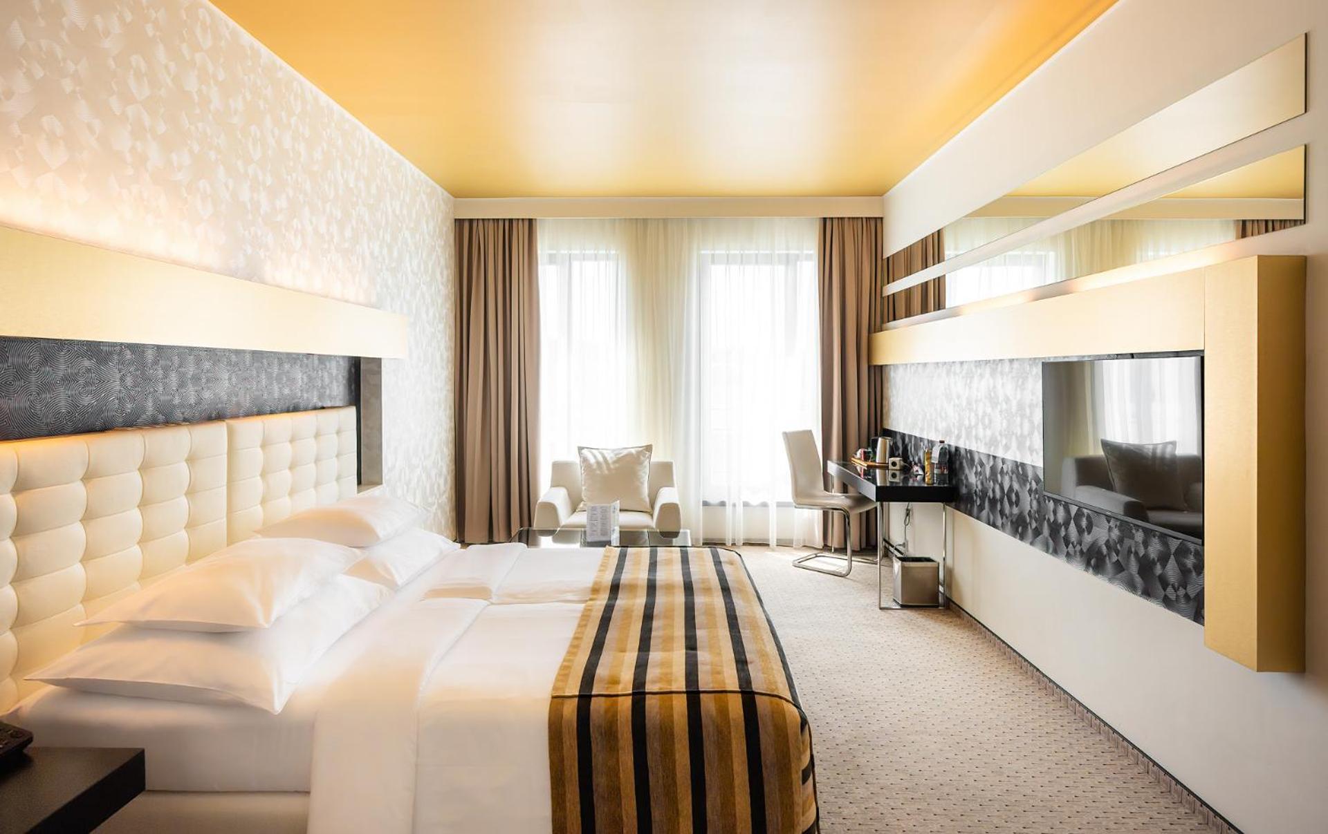 Grandior Hotel Praga Esterno foto A room at the hotel