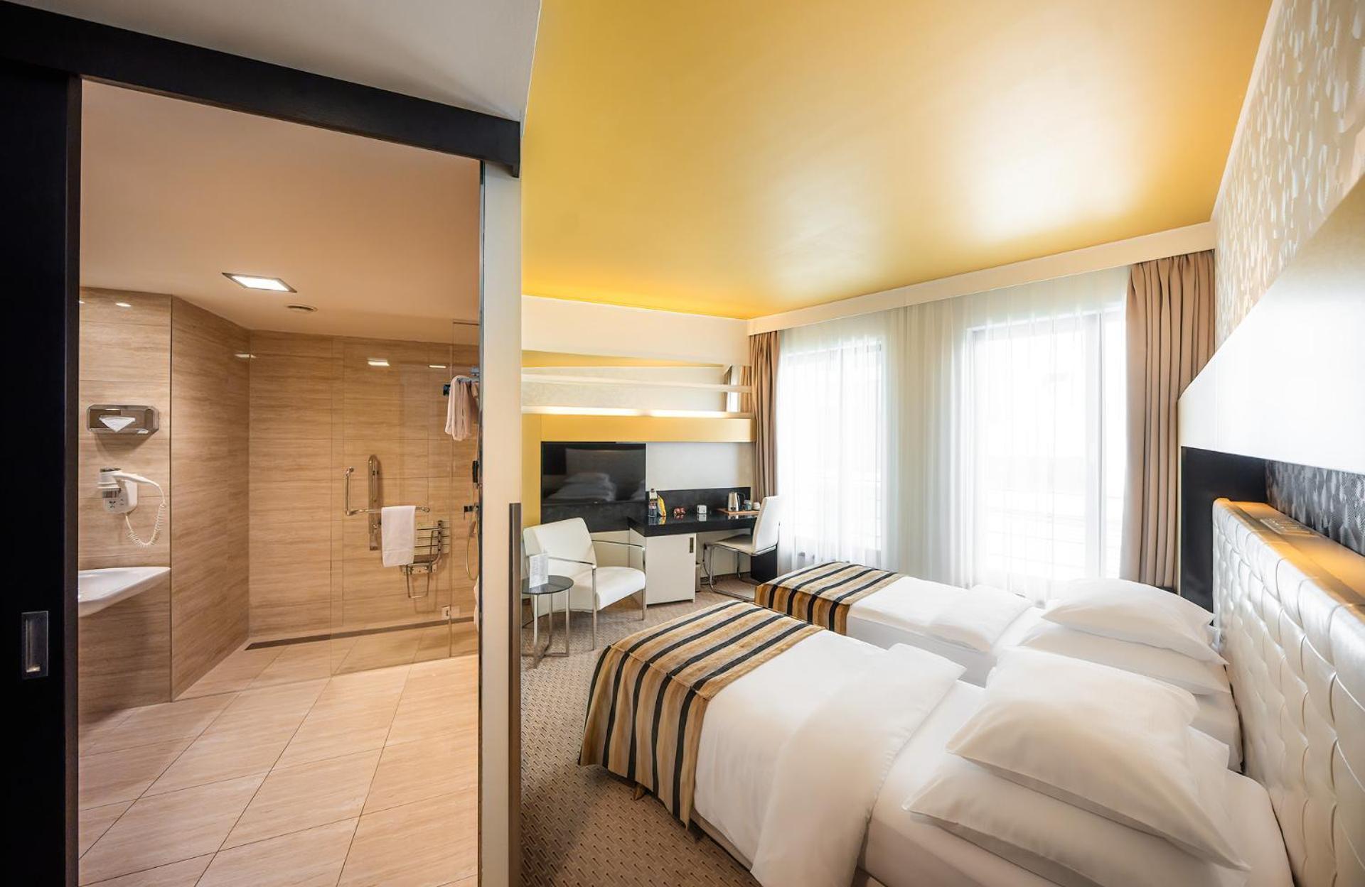 Grandior Hotel Praga Esterno foto A room at the hotel